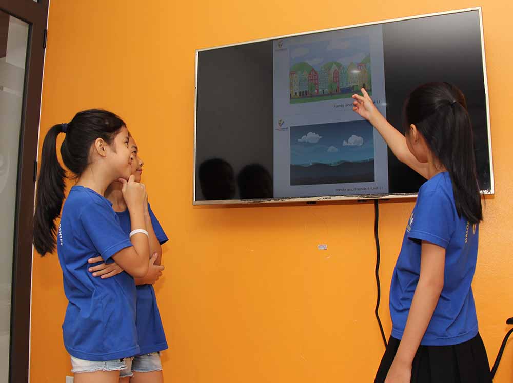 Bảng tương tác thông minh